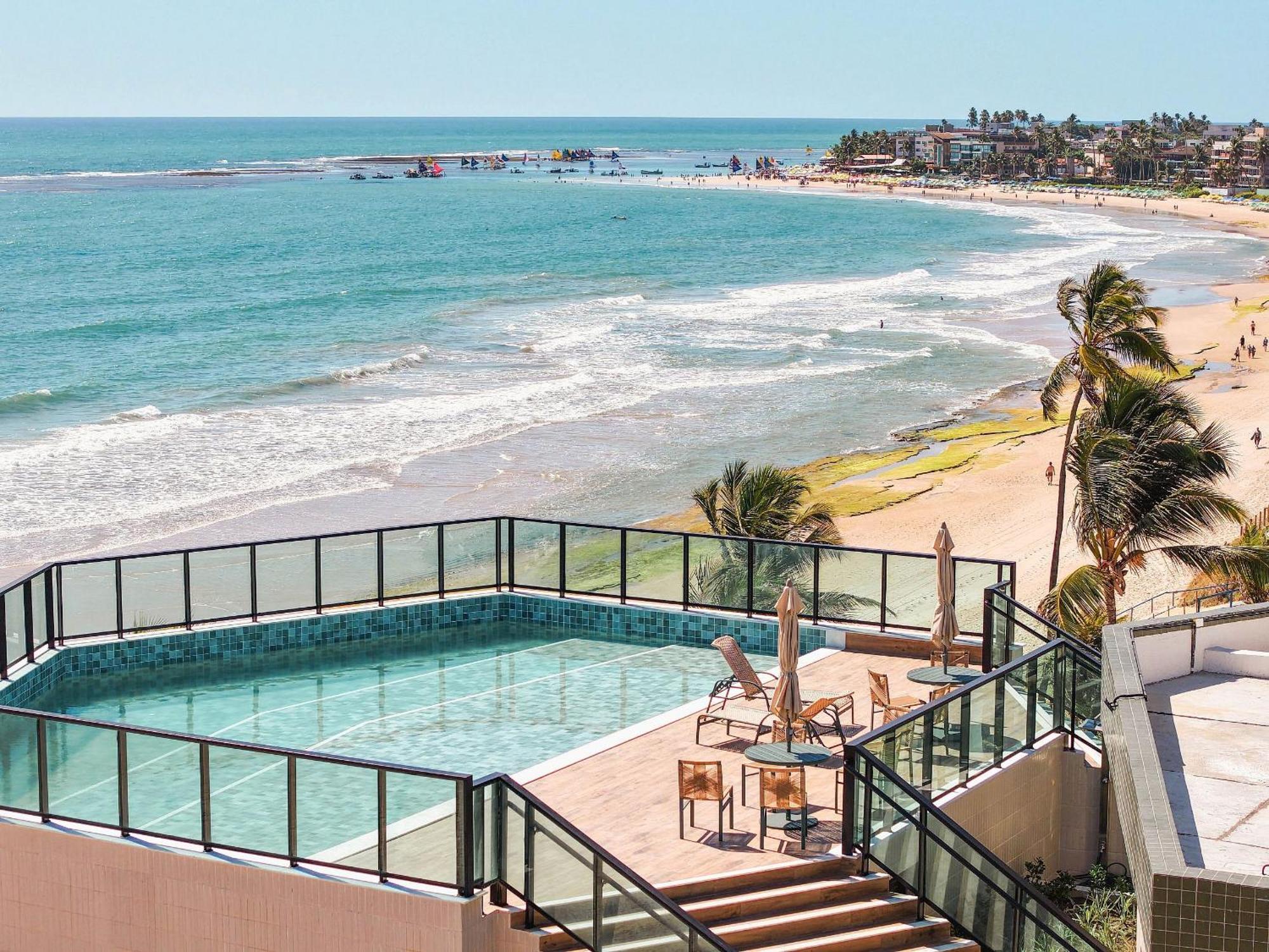One-Bedroom Apartment Sea View
