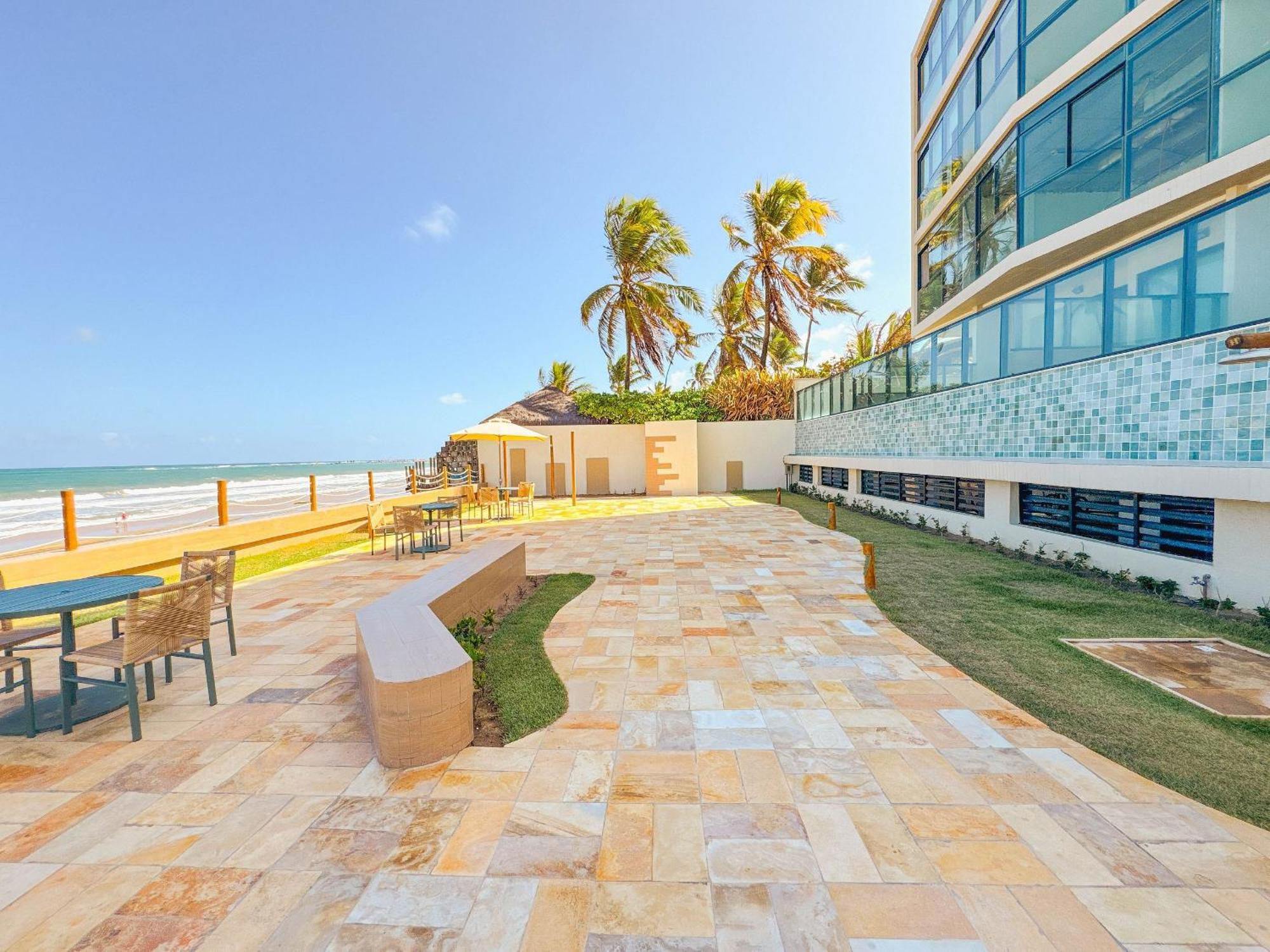 One-Bedroom Apartment Sea View