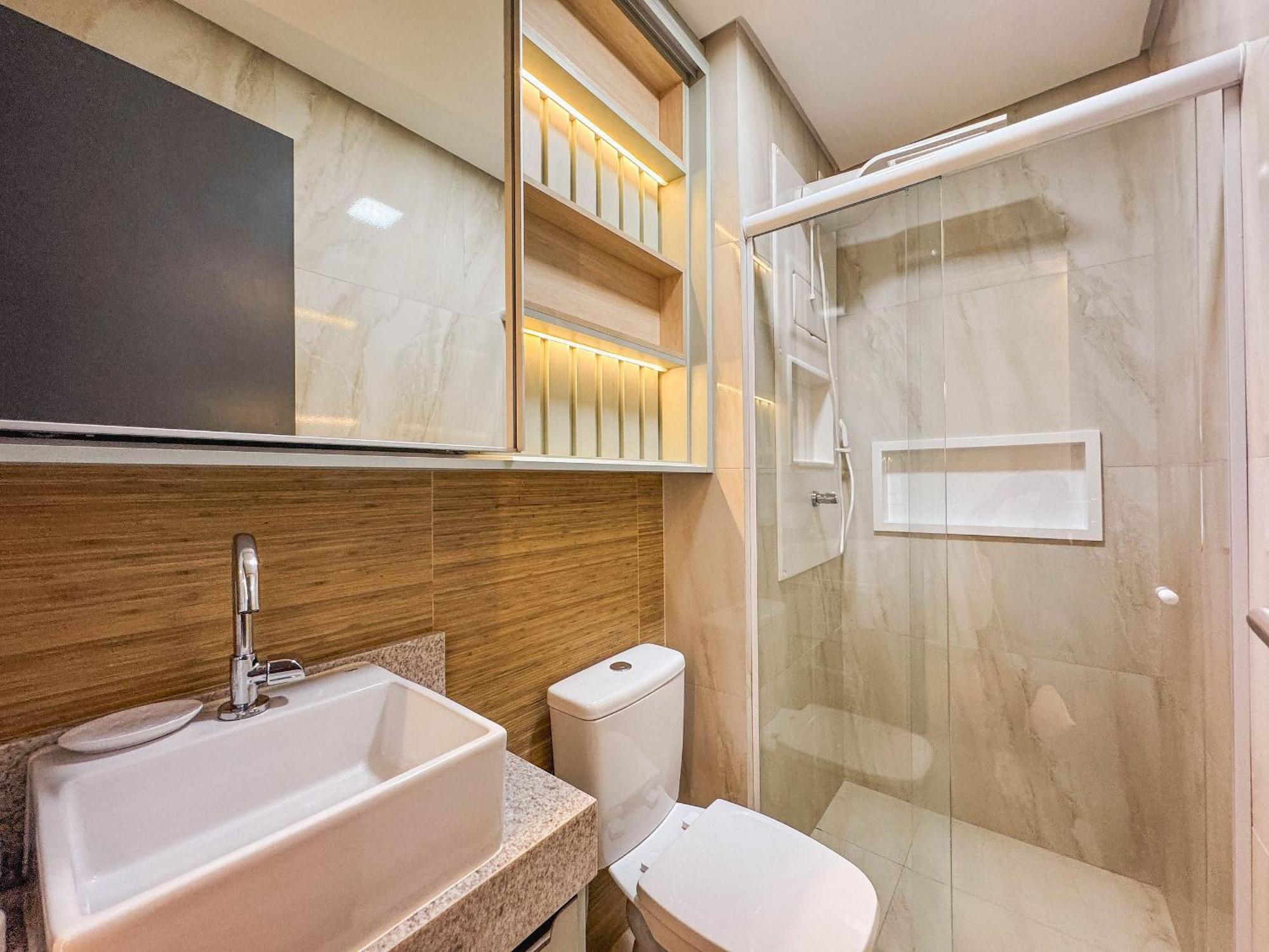 One-Bedroom Apartment Sea View